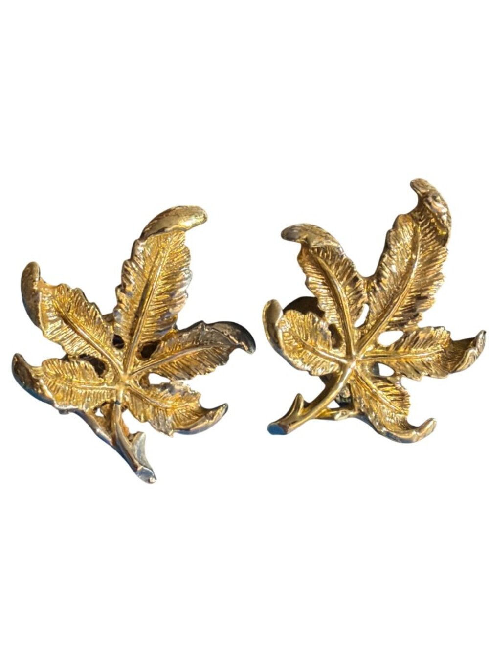 Vintage Coro Clip On Earrings 3D Maple Leaf Gold Tone Estate 1960s Plant 1.25"